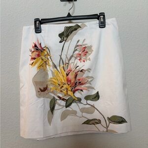 White House Black Market Floral Embroidered Pencil Skirt